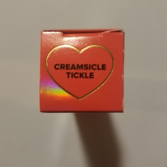 TOO FACED Creamsicle Tickle Maximum Strength Lip Plumper - Picture 8 of 9
